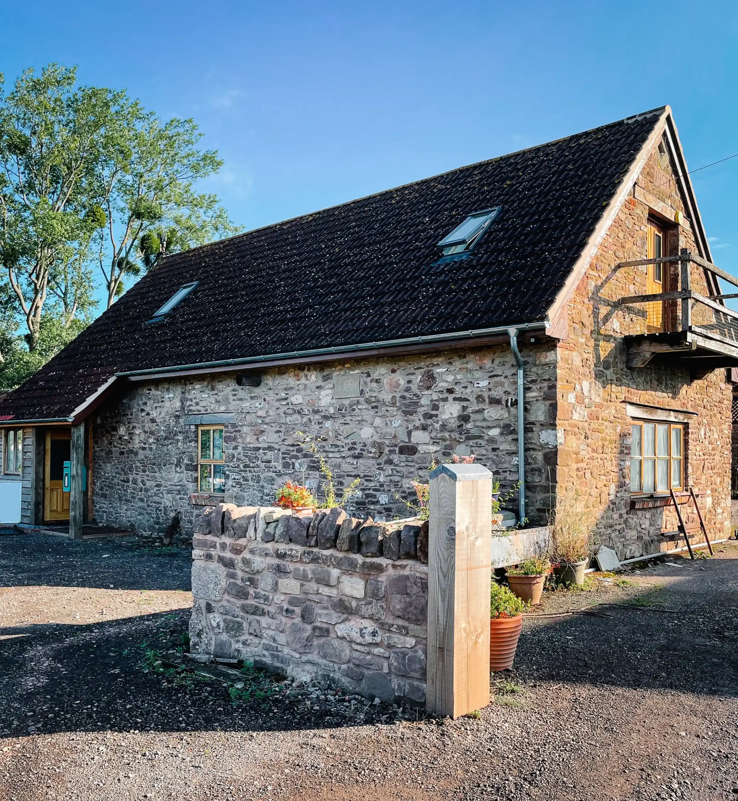 MayHawk Barn Design Studio